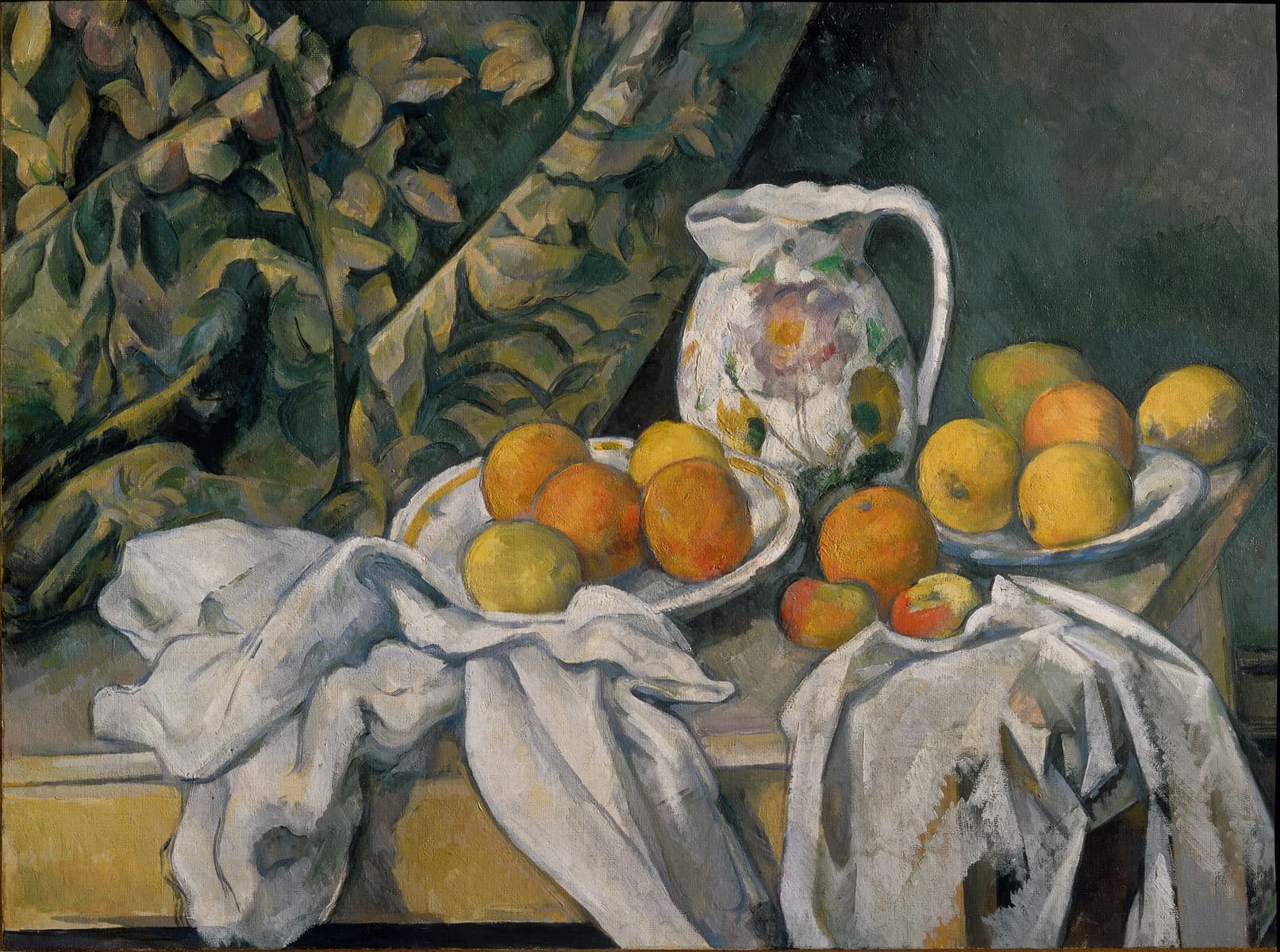 Still Life with Curtain, Jug and Fruit Bowl，作者 Paul Cézanne